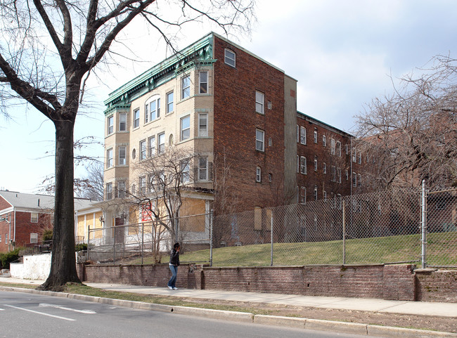 Eden House in East Orange, NJ - Building Photo - Building Photo