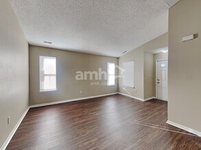 8036 Whistlewood Dr in Indianapolis, IN - Building Photo - Building Photo