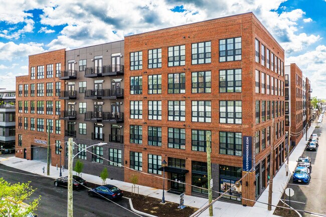 The Commodore in Richmond, VA - Building Photo - Building Photo