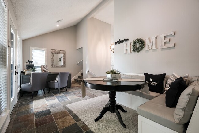 Park Greene Townhomes in San Antonio, TX - Foto de edificio - Building Photo
