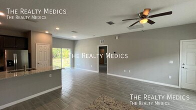 826 Peyton Ave in Palm Bay, FL - Building Photo - Building Photo