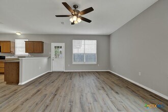 3429 Rob Roy St in Seguin, TX - Building Photo - Building Photo