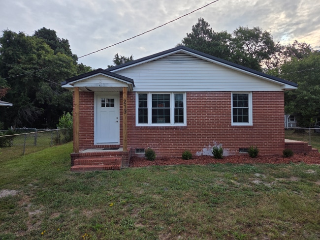 property at 213 S 5th St