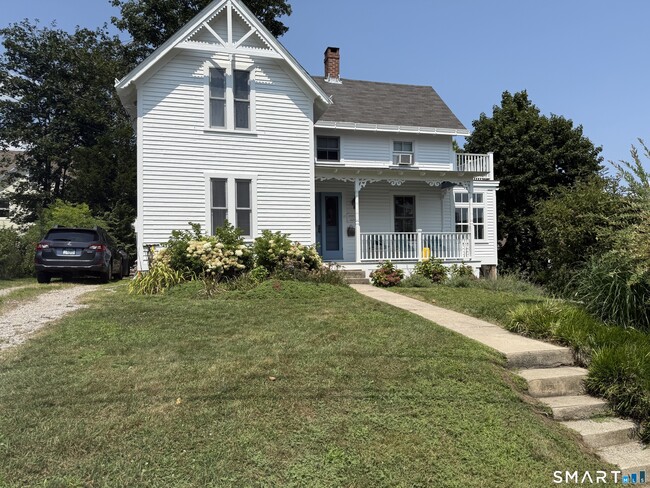property at 17 Smith Ct