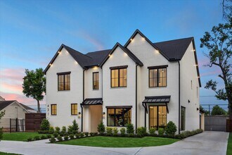 431 W 30th St in Houston, TX - Building Photo - Building Photo