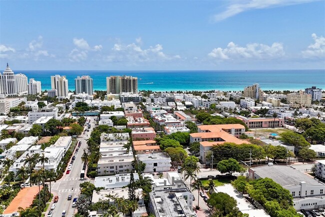 1440 Pennsylvania Ave in Miami Beach, FL - Foto de edificio - Building Photo