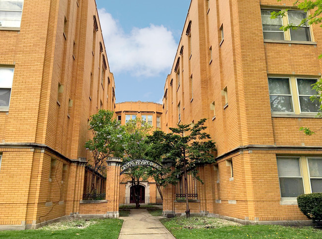 Grove Avenue Apartments in Berwyn, IL - Building Photo - Other