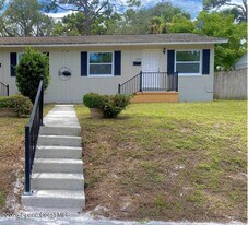 1872 Pineapple Ave in Melbourne, FL - Building Photo