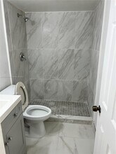 8307 SW 142nd Ave-Unit -F108 in Miami, FL - Foto de edificio - Building Photo