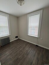 80-21 Myrtle Ave in Queens, NY - Building Photo - Building Photo