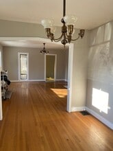 4403 SW Lobelia St in Portland, OR - Foto de edificio - Building Photo