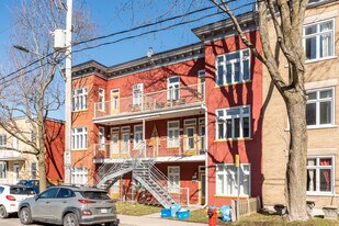 1460 Frontenac St in Québec, QC - Building Photo