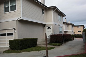 618 Olive Ave in South San Francisco, CA - Foto de edificio - Building Photo