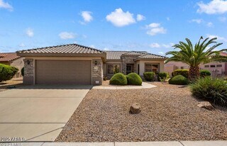 17703 N Escalante Ln in Surprise, AZ - Building Photo