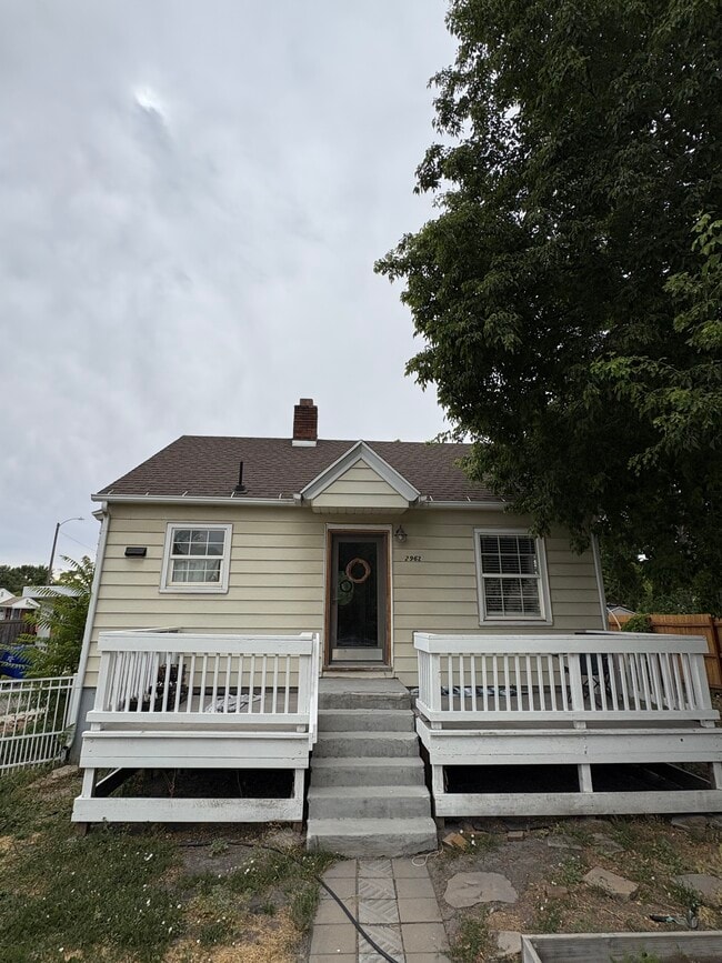 property at 2962 S Adams St