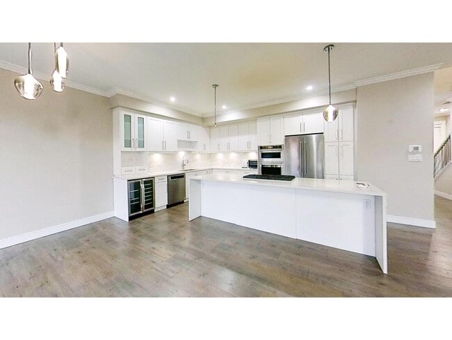 property at 17033 Fraser Hwy