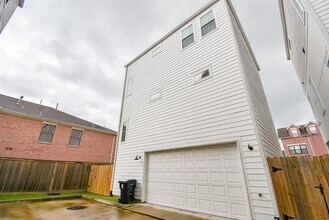 3712 Link Valley Dr. in Houston, TX - Building Photo - Building Photo