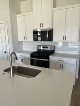 464 W Gosling Isle in Farmington, AR - Building Photo - Building Photo