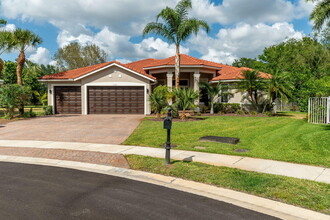 11775 Osprey Point Cir in Wellington, FL - Building Photo - Building Photo