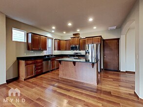 4302 25th St SE in Puyallup, WA - Building Photo - Building Photo