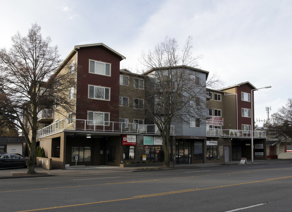 San Marino in Seattle, WA - Foto de edificio