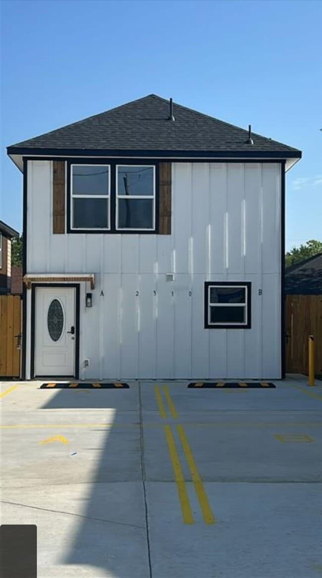 property at 2310 Wavell St