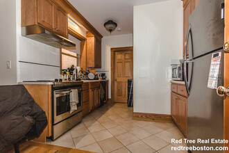 12 S Russell St, Unit 16-1 in Boston, MA - Building Photo - Building Photo