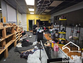 5459 W Chicago Ave in Chicago, IL - Foto de edificio - Building Photo