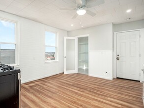 95 Green Hill Pky, Unit 3 in Worcester, MA - Foto de edificio - Building Photo