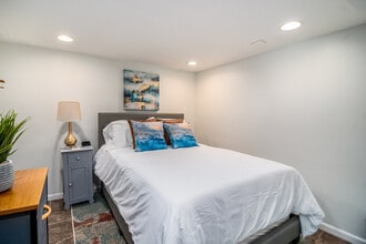 334 S Wisconsin Ave in Villa Park, IL - Building Photo - Building Photo