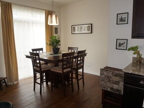 74 Marcel Ln in Schaumburg, IL - Building Photo - Building Photo