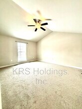 6093 Flintstone Dr in Barboursville, VA - Building Photo - Building Photo