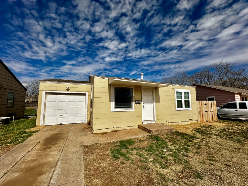 2610 39th St in Lubbock, TX - Foto de edificio