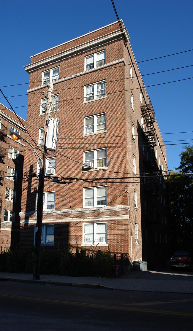 167 Radford St in Yonkers, NY - Building Photo - Building Photo
