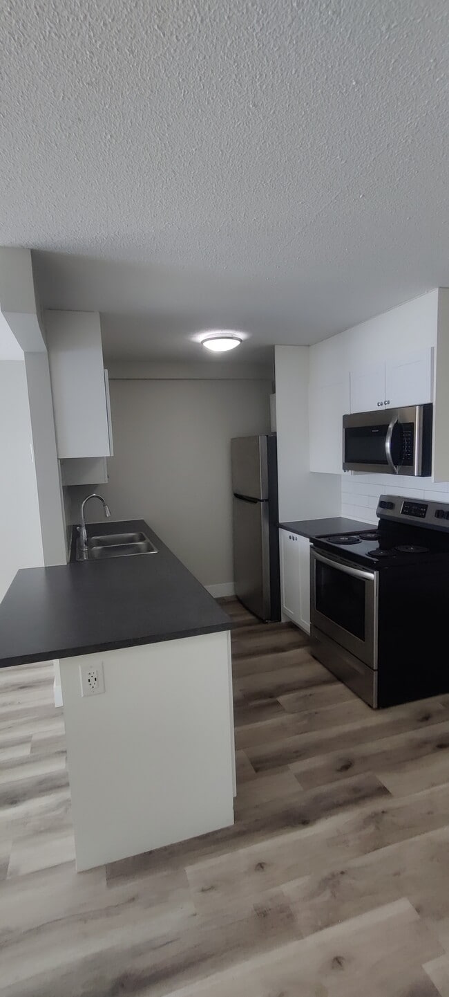 60 West St in Blind River, ON - Building Photo - Building Photo