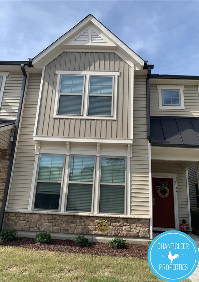 property at 1134 Metropolitan Dr