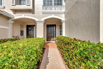 16089 Poppy Seed Cir in Delray Beach, FL - Building Photo - Building Photo