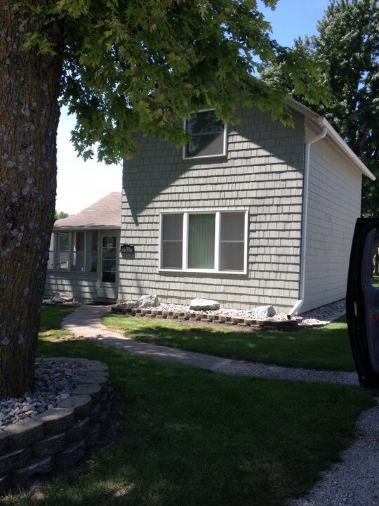 1311 Georgia Ave in Ames, IA - Building Photo