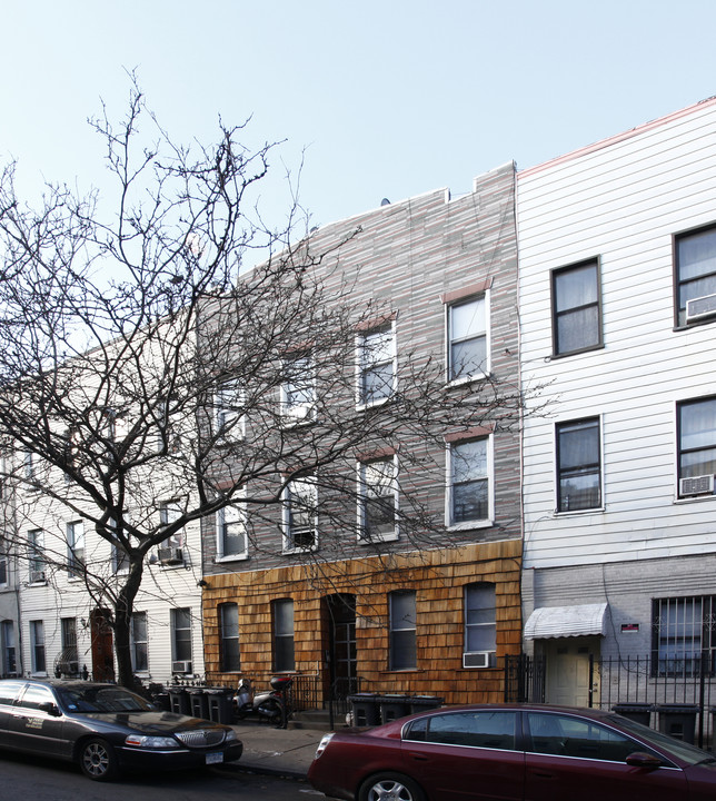 231 Suydam St in Brooklyn, NY - Foto de edificio