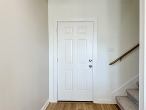 824 Waxahachie St in Conroe, TX - Building Photo - Building Photo