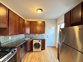 3535 N Racine Ave, Unit J07P in Chicago, IL - Building Photo - Building Photo