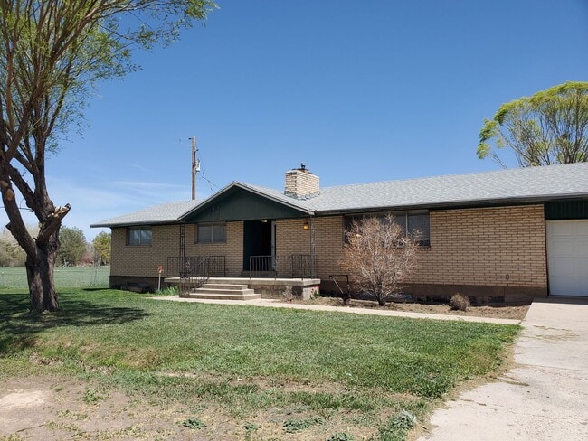property at 3210 N Bulldog Rd