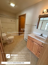 703 4th St in Baraboo, WI - Building Photo - Building Photo