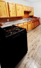 1516 Sycamore St, Unit B in Big Spring, TX - Building Photo - Building Photo