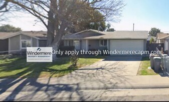 1025 Marston St in West Sacramento, CA - Building Photo