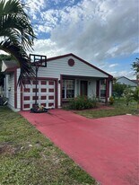 1740 SW 83rd Ave in Miramar, FL - Building Photo