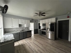 907 Bernon St in Woonsocket, RI - Building Photo - Building Photo