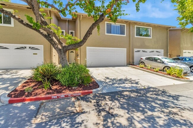 property at 1341 Casa Ct
