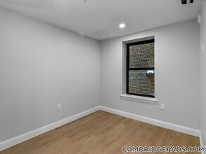 1576 Cambridge St in Cambridge, MA - Building Photo - Building Photo