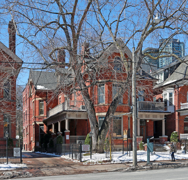 Eichler Estates in Toronto, ON - Building Photo - Building Photo